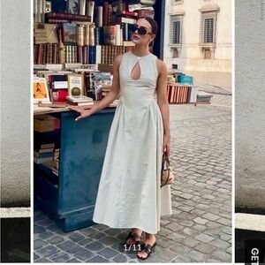 Elegant Cream Sleeveless Dress